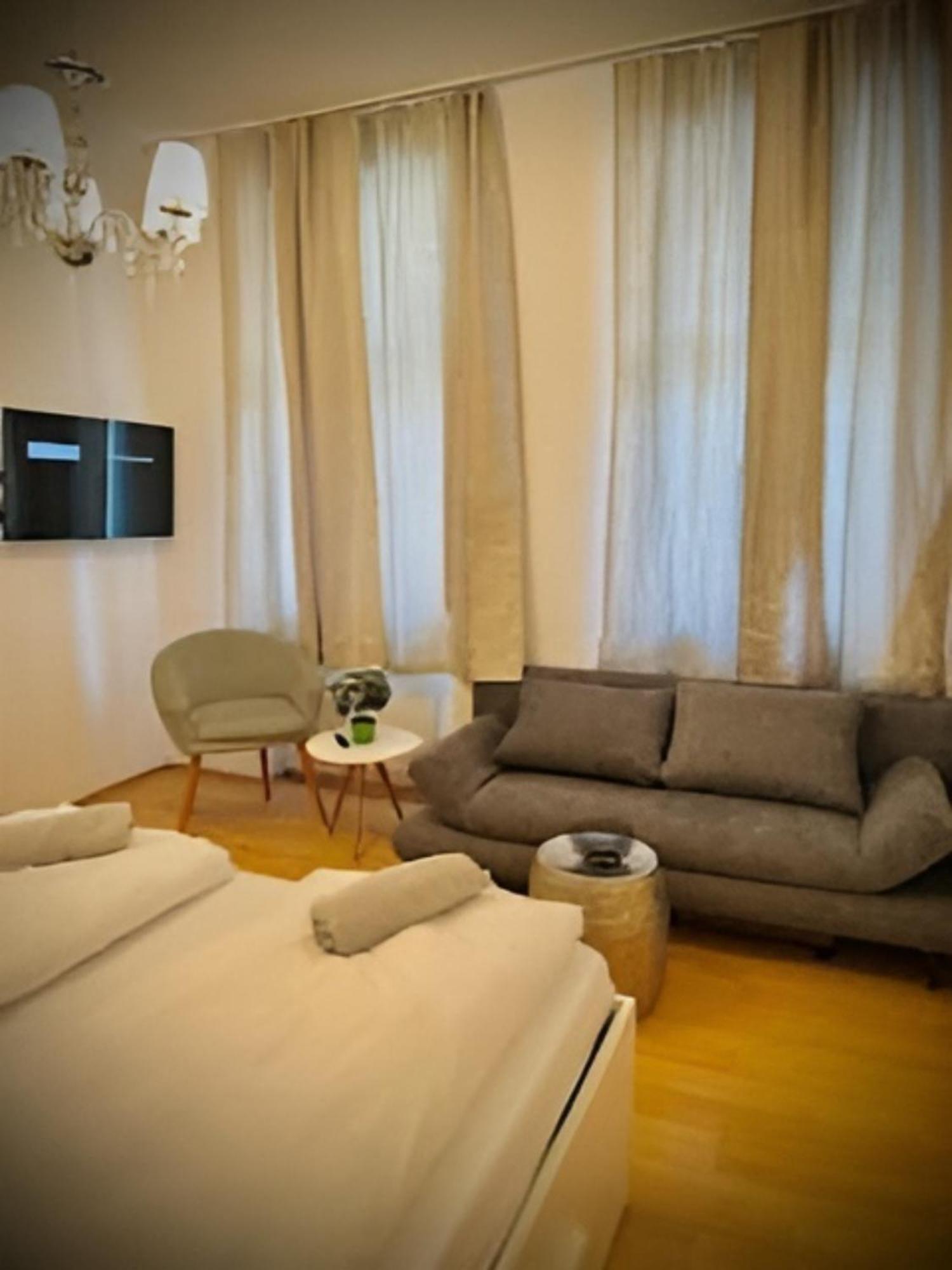 Beautiful & Stylish 1br 10 Min To Westbahnhof Appartement *